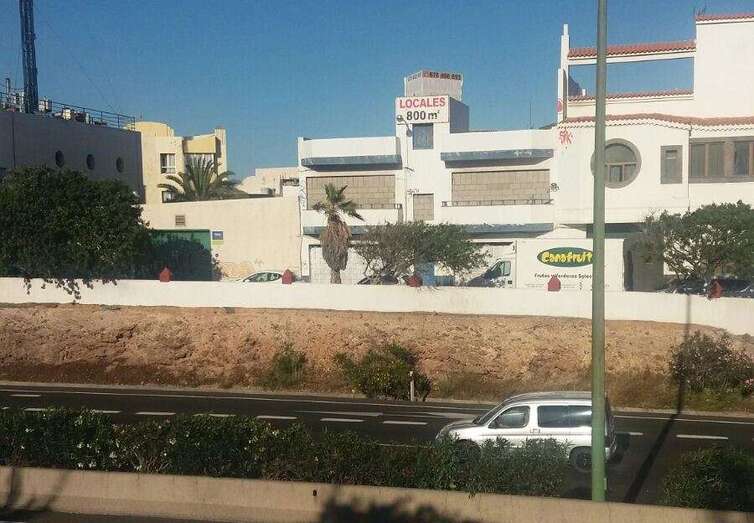 Imagen remitida a TA por los vecinos de las obras de tapiado (Foto TA)